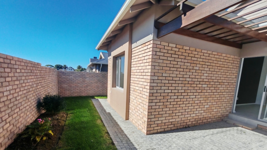 3 Bedroom Property for Sale in Mooikloof Country Estate Western Cape
